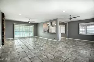 2035 W Denton Ln, Phoenix, AZ 85015 - Photo 9