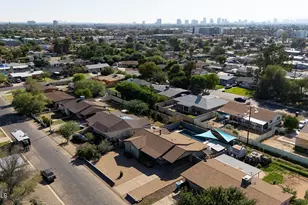 2035 W Denton Ln, Phoenix, AZ 85015 - Photo 29