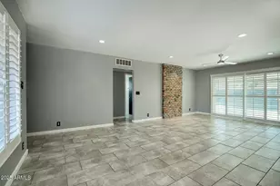 2035 W Denton Ln, Phoenix, AZ 85015 - Photo 11