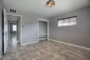 2035 W Denton Ln, Phoenix, AZ 85015 - Photo 13