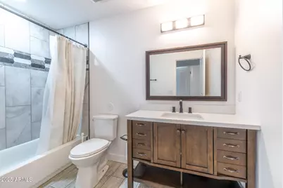4602 N 47th Avenue, Phoenix, AZ 85031 - Photo 9