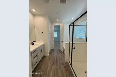 13286 W Eagle Feather Road, Peoria, AZ 85383 - Photo 11