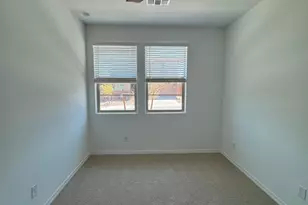 13286 W Eagle Feather Rd, Peoria, AZ 85383 - Photo 15