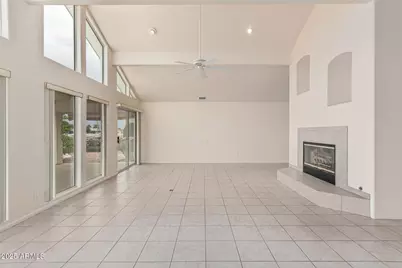 10626 W Emerald Point, Sun City, AZ 85351 - Photo 11