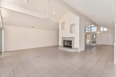 10626 W Emerald Point, Sun City, AZ 85351 - Photo 7