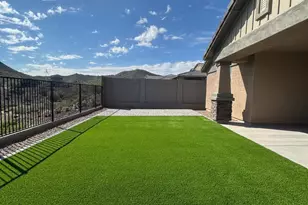 13351 W Eagle Feather Rd, Peoria, AZ 85383 - Photo 15