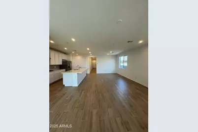 13351 W Eagle Feather Road, Peoria, AZ 85383 - Photo 7