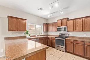 3165 W Allens Peak Dr, San Tan Valley, AZ 85144 - Photo 9