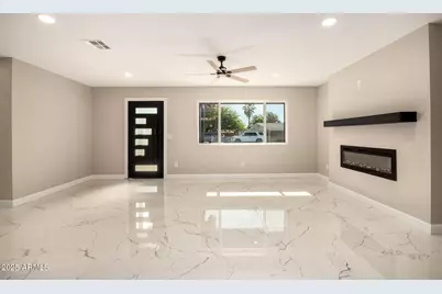 106 E El Camino Drive, Phoenix, AZ 85020 - Photo 9