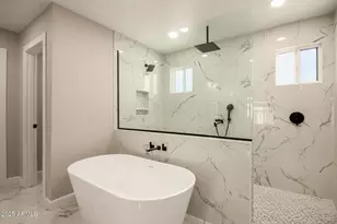 106 E El Camino Dr, Phoenix, AZ 85020 - Photo 19