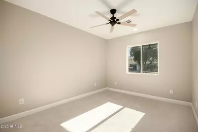 106 E El Camino Drive, Phoenix, AZ 85020 - Photo 25