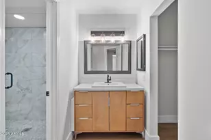 3825 E Camelback Rd, Phoenix, AZ 85018 - Photo 5