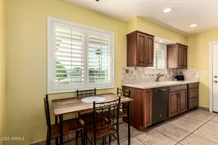 10425 N Balboa Dr, Sun City, AZ 85351 - Photo 13