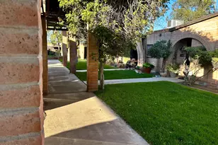 3046 N 32nd St, Phoenix, AZ 85018 - Photo 13