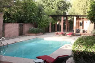 3046 N 32nd St, Phoenix, AZ 85018 - Photo 1