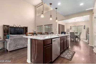 10763 W Cottontail Lane, Peoria, AZ 85383 - Photo 7