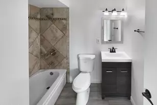 4345 N 47th Dr, Phoenix, AZ 85031 - Photo 5