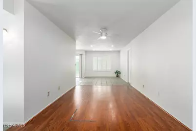 925 E Villa Maria Drive, Phoenix, AZ 85022 - Photo 9