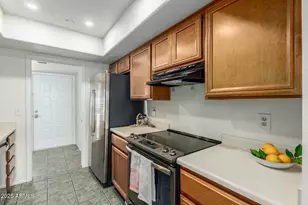 925 E Villa Maria Dr, Phoenix, AZ 85022 - Photo 7