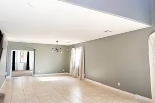 125 N 109th Dr N, Avondale, AZ 85323 - Photo 3