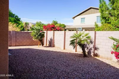 898 E Monterey Street, Chandler, AZ 85225 - Photo 45