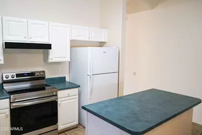 898 E Monterey Street, Chandler, AZ 85225 - Photo 11