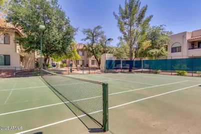 750 E Northern Avenue #1052, Phoenix, AZ 85020 - Photo 15