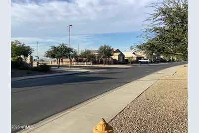 18616 W Illini Street, Goodyear, AZ 85338 - Photo 41