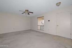 10643 W Roundelay Cir, Sun City, AZ 85351 - Photo 5