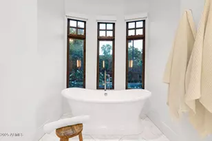 8601 N 59th Pl, Paradise Valley, AZ 85253 - Photo 23