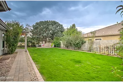 21949 E Rosa Road, Queen Creek, AZ 85142 - Photo 9