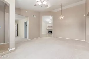 8578 S Maple Ave, Tempe, AZ 85284 - Photo 5