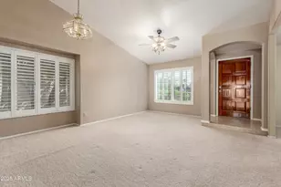 8578 S Maple Ave, Tempe, AZ 85284 - Photo 3