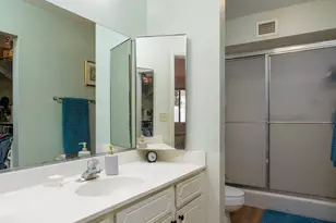 2064 S Farnsworth Dr, Mesa, AZ 85209 - Photo 9