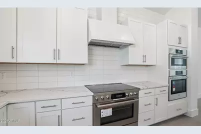 668 E Greenback Drive, San Tan Valley, AZ 85140 - Photo 3