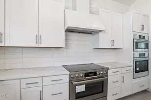 668 E Greenback Dr, San Tan Valley, AZ 85140 - Photo 3