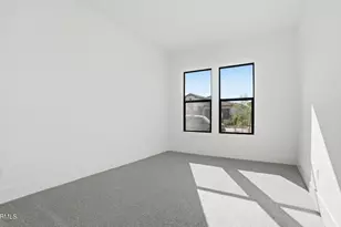 668 E Greenback Dr, San Tan Valley, AZ 85140 - Photo 19