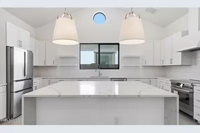 668 E Greenback Drive, San Tan Valley, AZ 85140 - Photo 5