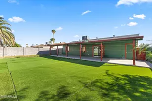 6402 W Avalon Dr, Phoenix, AZ 85033 - Photo 25