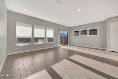 5613 N 193rd Avenue, Litchfield Park, AZ 85340 - Photo 3