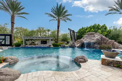 8065 W Expedition Way, Peoria, AZ 85383 - Photo 25