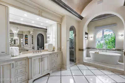 8065 W Expedition Way, Peoria, AZ 85383 - Photo 9