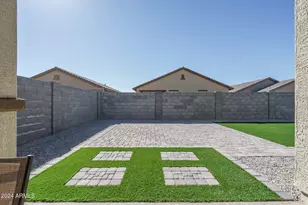 17945 W Monte Lindo Ln, Surprise, AZ 85387 - Photo 13