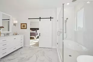 8010 W Royal Palm Rd, Peoria, AZ 85345 - Photo 35