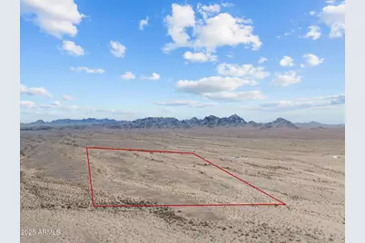 39003 Avenue 41 East -- E #-, Salome, AZ 85348 - Photo 3