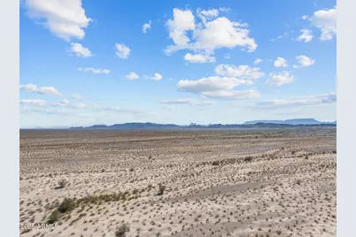 39003 Avenue 41 East -- E #-, Salome, AZ 85348 - Photo 37