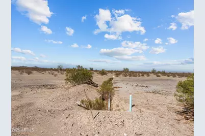 39003 Avenue 41 East -- E #-, Salome, AZ 85348 - Photo 5