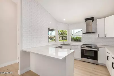 18832 N 50th Avenue, Glendale, AZ 85308 - Photo 7