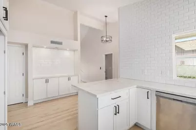 18832 N 50th Avenue, Glendale, AZ 85308 - Photo 5