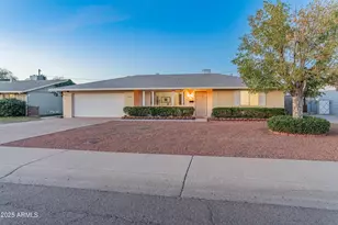 4218 W Lawrence Ln, Phoenix, AZ 85051 - Photo 31